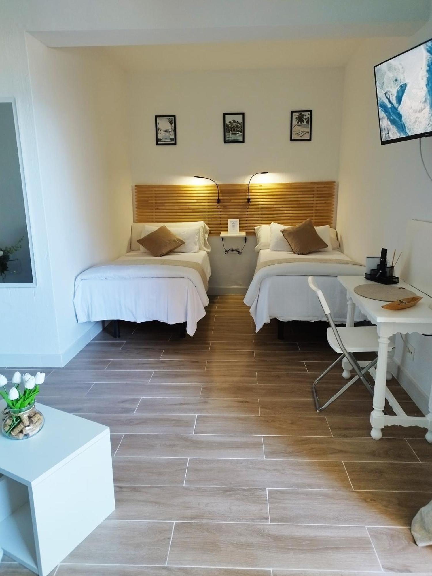 Amazing Front Sea View Studio. Marbella Centre Εξωτερικό φωτογραφία